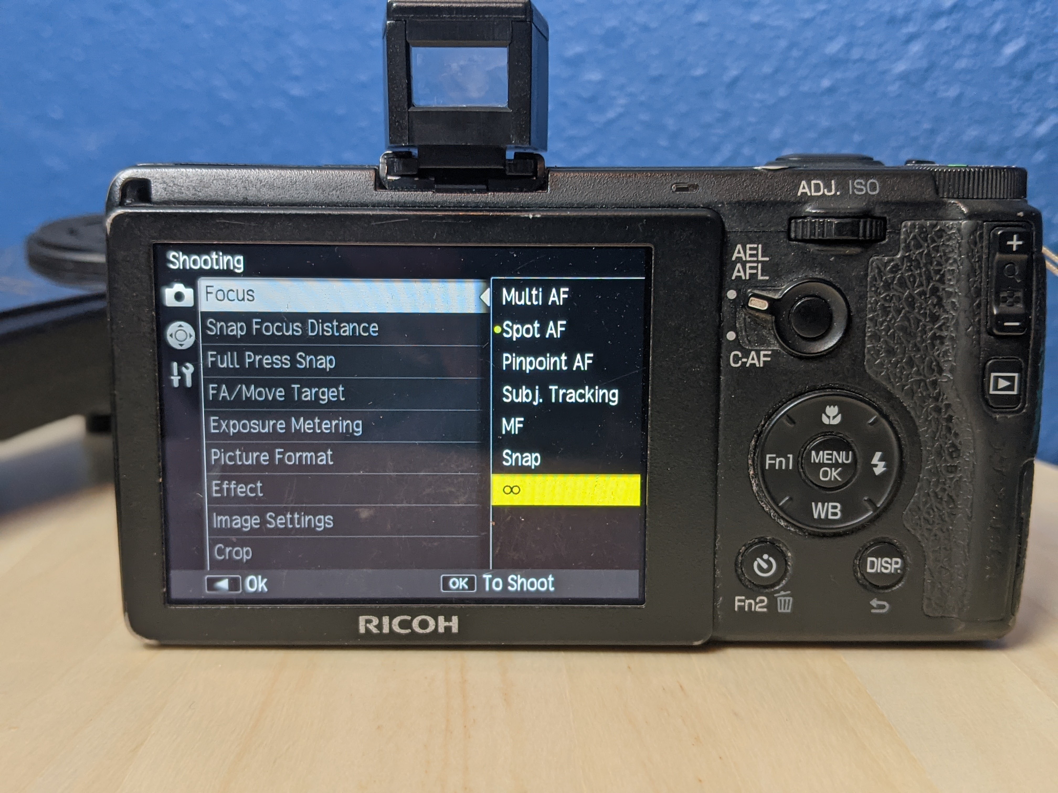 Ricoh GR infinite focus settings menu