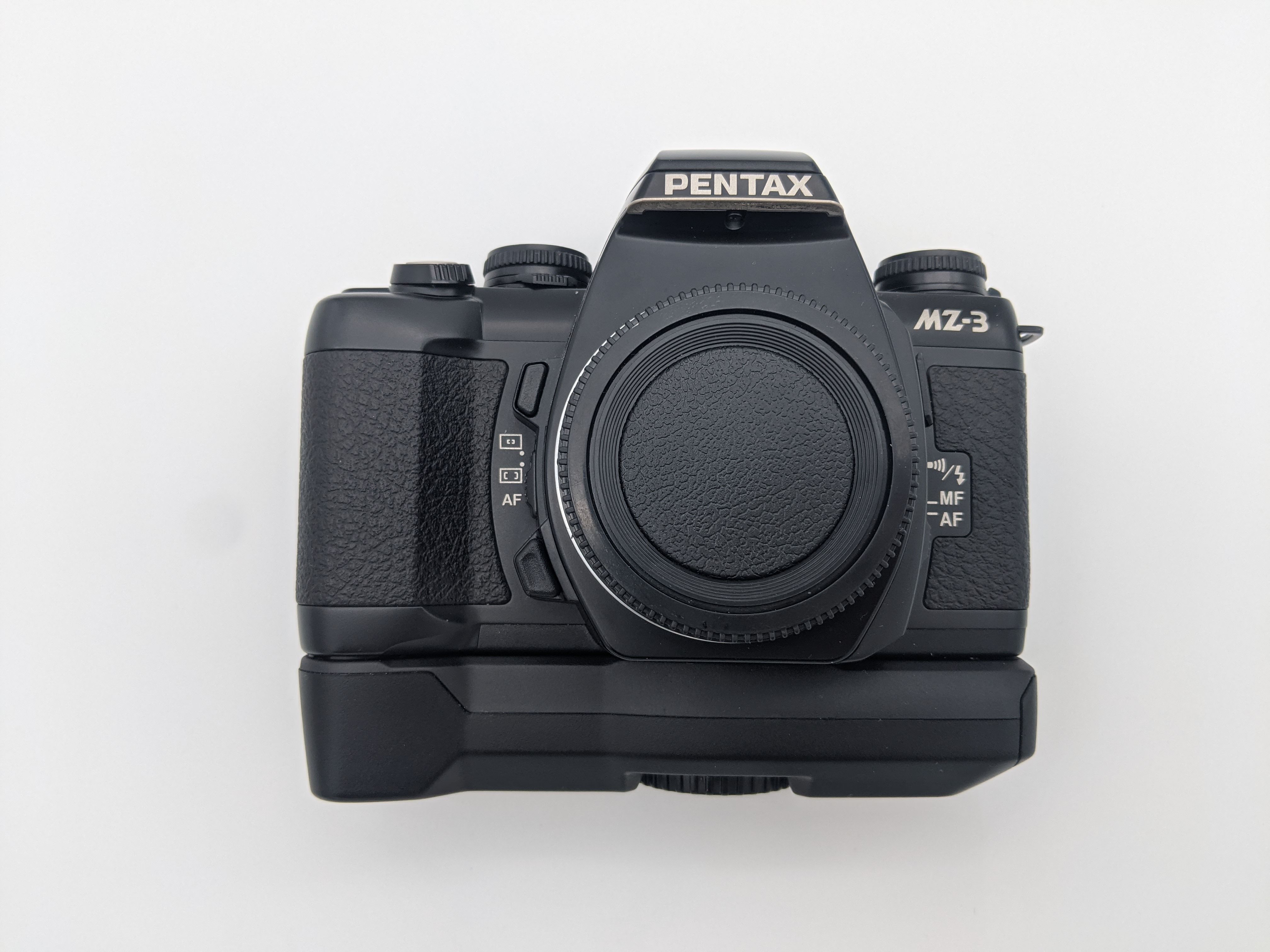 Pentax MZ-3 from the front