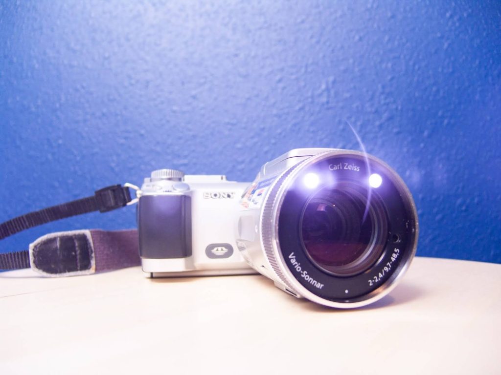 Sony F-717 with IR lens lights turned on